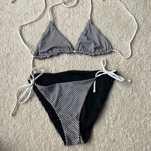 Victoria’s Secret reversible bikini